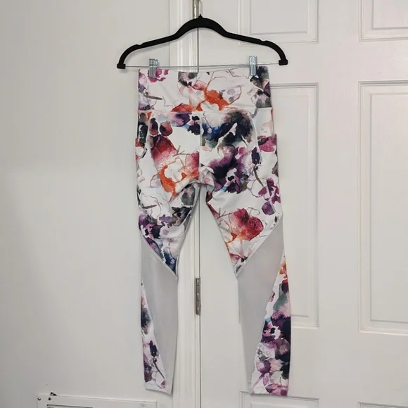 EUC Athleta Womens Watercolor Floral Mudra Mesh Detail 7/8 Leggings Size Small - Picture 9 of 11
